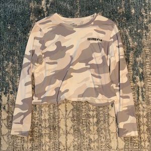 TRADE OR BUY!! cropped camo long sleeve!